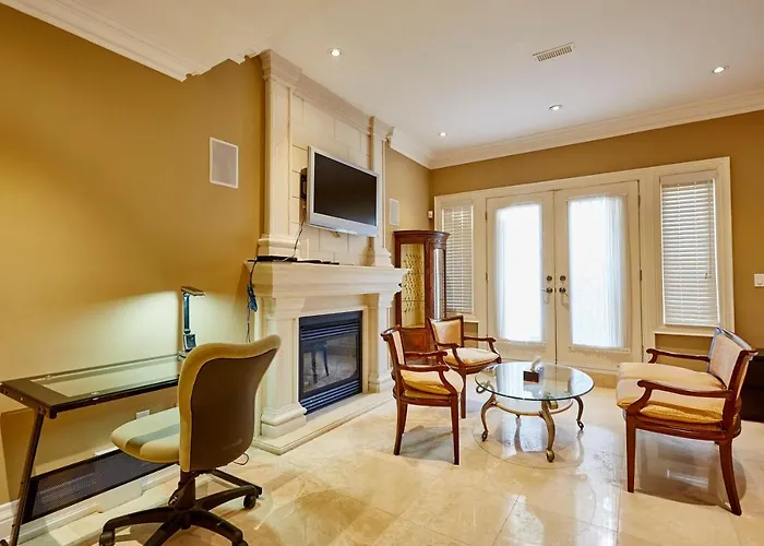Elegant Apartment With Sauna