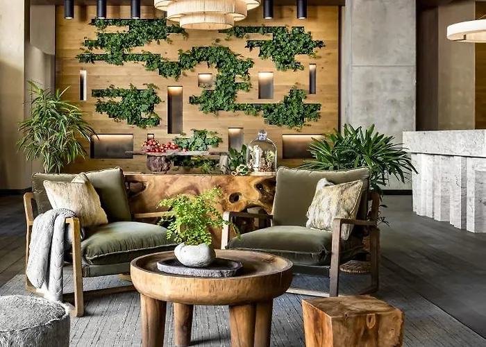 1 Hotel Toronto