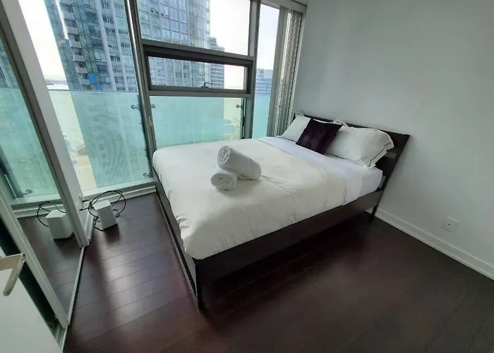 Luxury Condo 2Bed Downtown Toronto