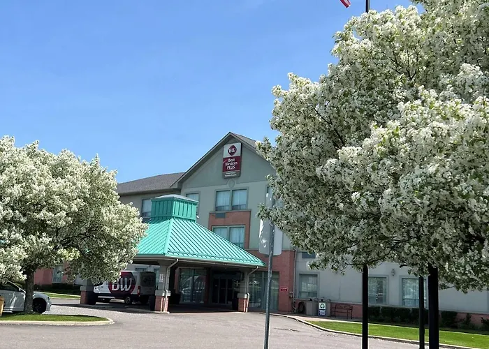 Best Western Plus Travel Hotel Toronto Airport