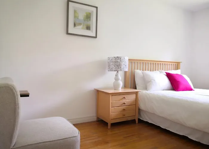 Spacious And Bright House