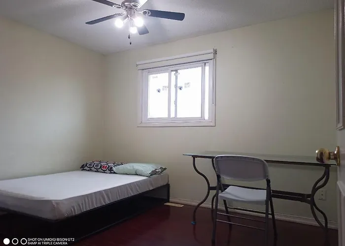 Stb-Double Bed With Shared Washroom