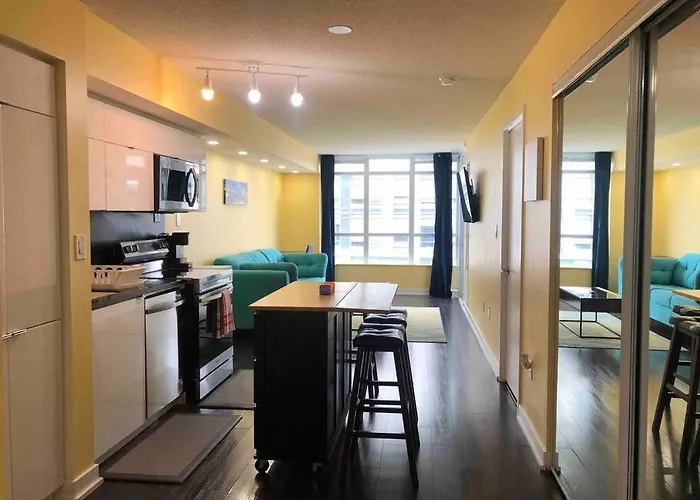Comfy 1Br & Den With Balcony- Close To Cn Tower