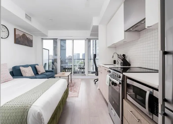 Studio Condo Near City Centre