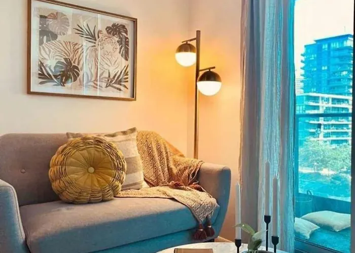Studio For 2 In Downtown Toronto