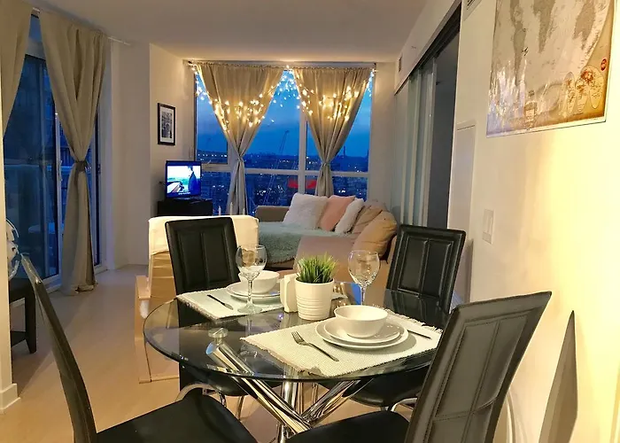 Simply Comfort. Amazing Downtown Apartments