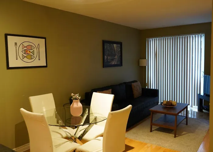 Living Suites - Toronto Convention Centre