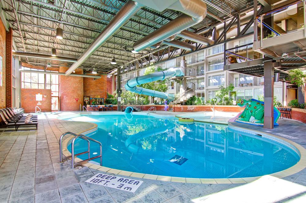 Delta By Marriott East 4*