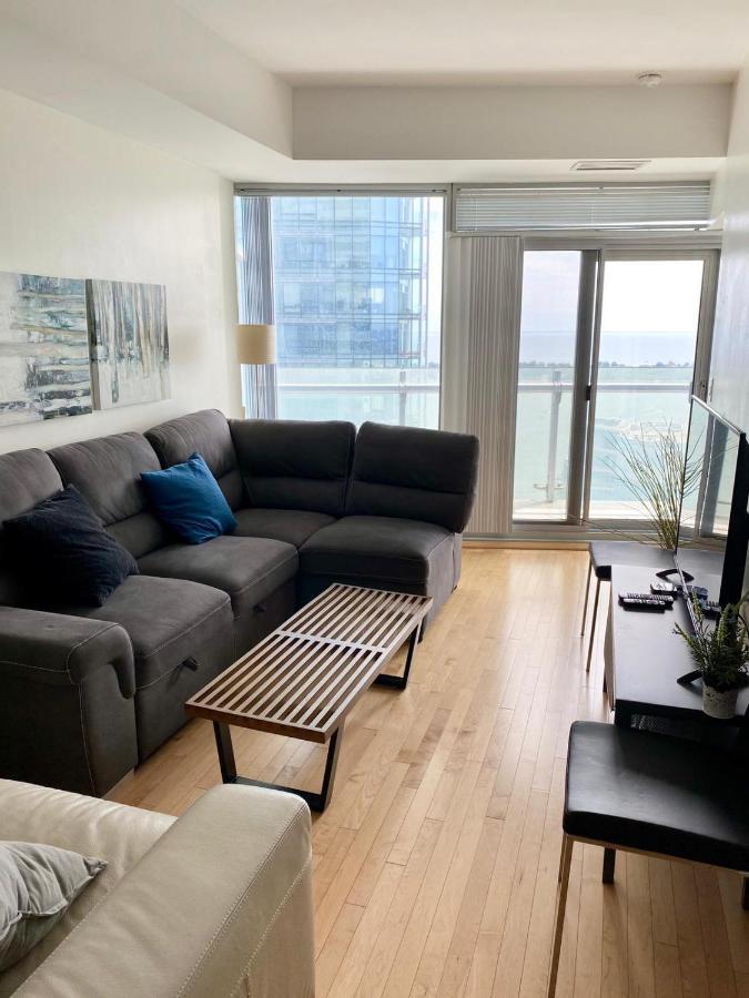 Ihost Suites Ice Apartment Toronto