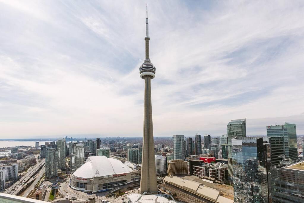 Apartment Two Bd Cn Tower And Ontario View *