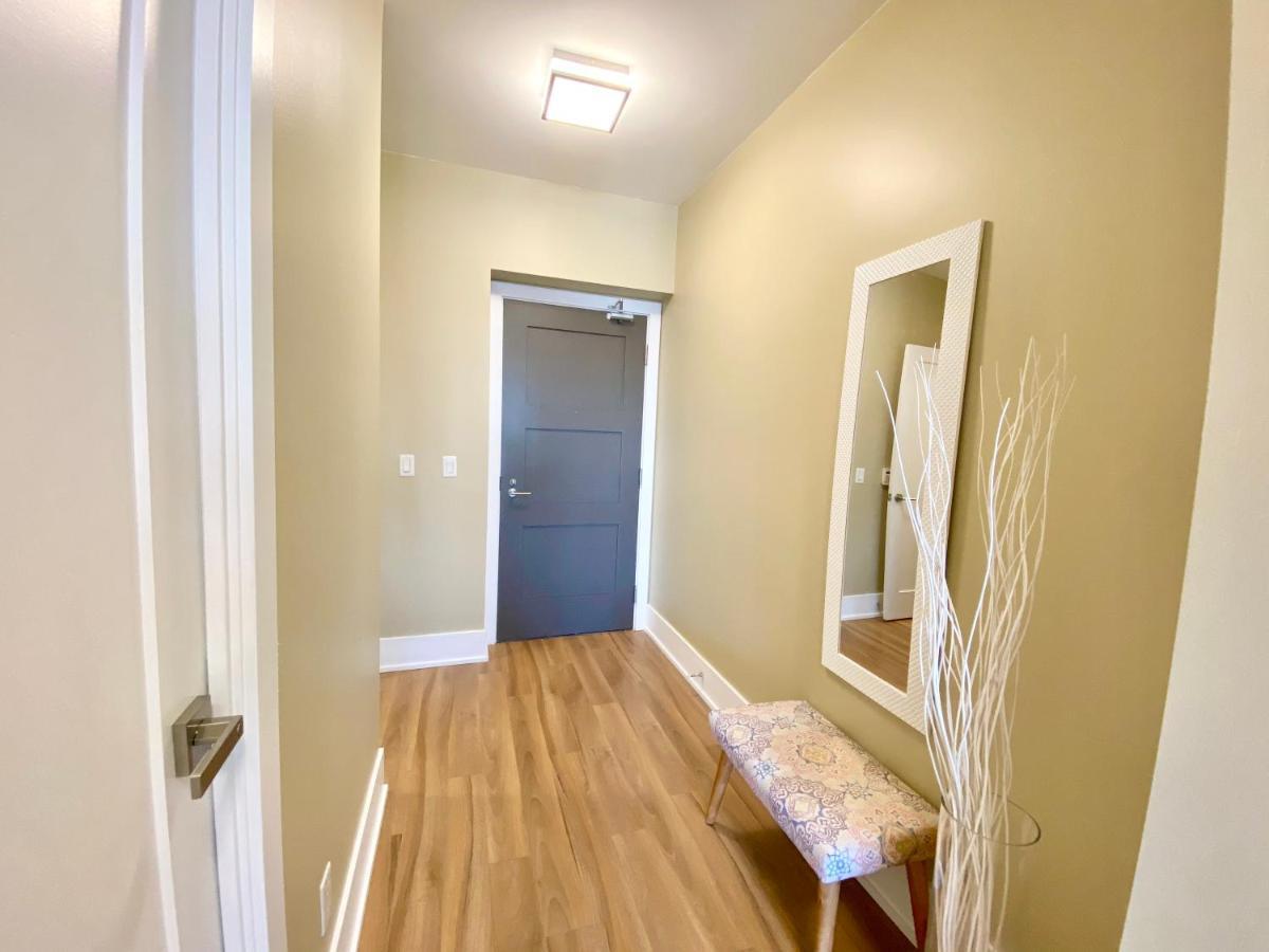 Front Street Suites