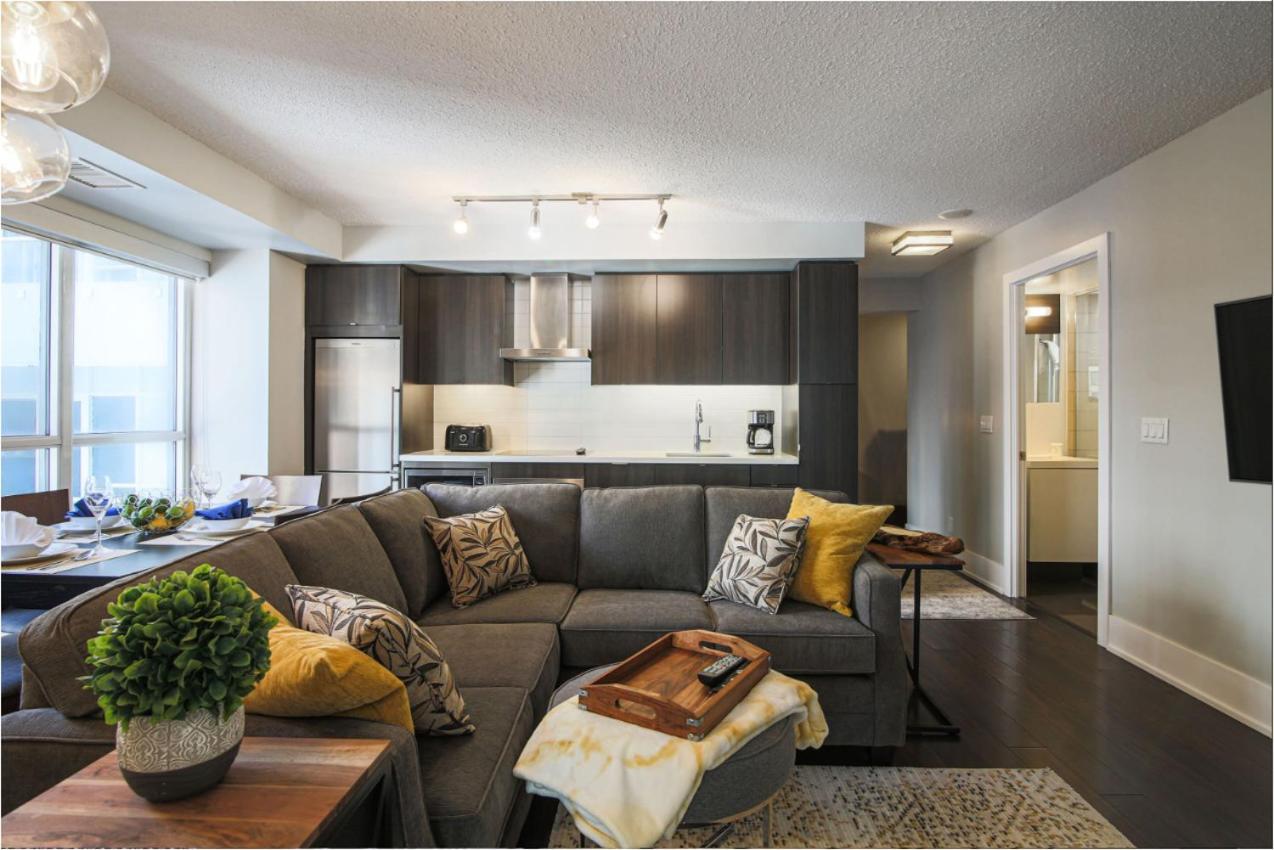 Loft - Entertainment & Financial District Apartment Toronto
