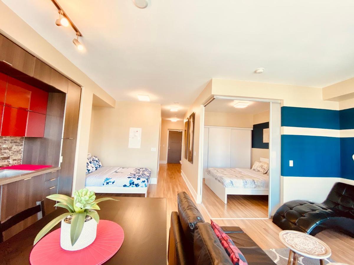 Front Street Suites *