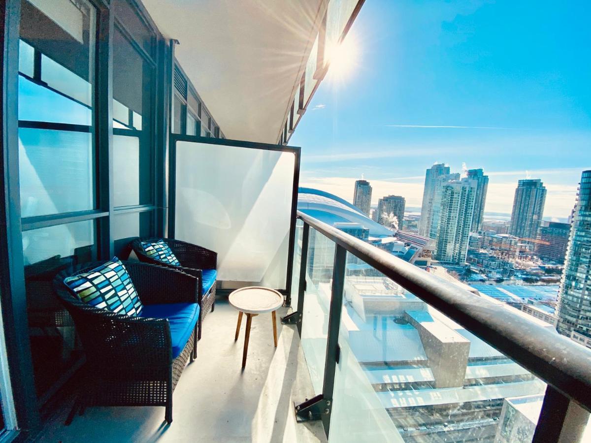 Front Street Suites Apartment *