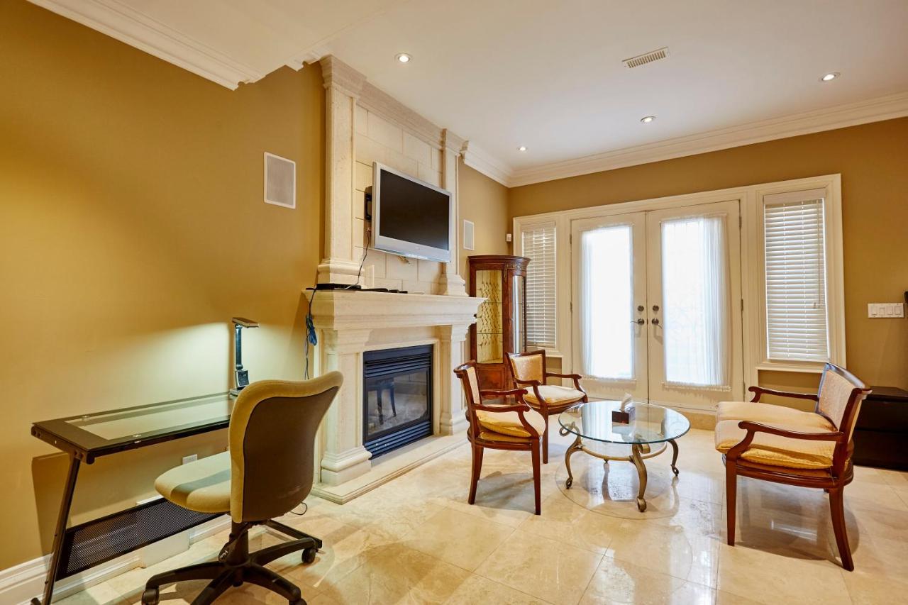 Elegant Apartment With Sauna Hotel Toronto