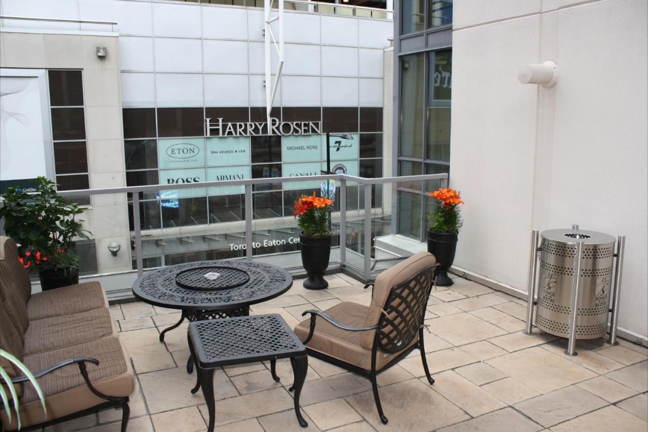 Yonge Furnished 2* Toronto