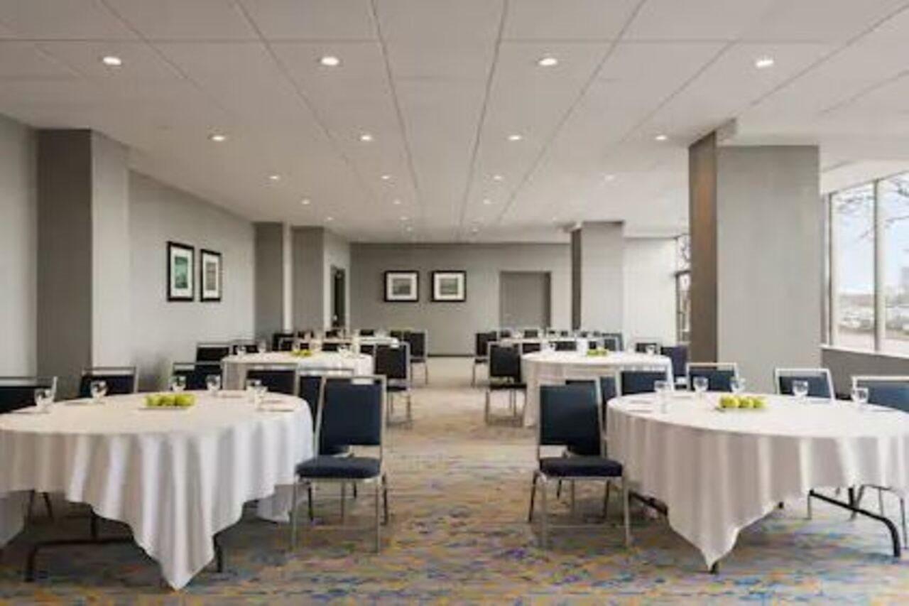 Embassy By Hilton Airport Hotel