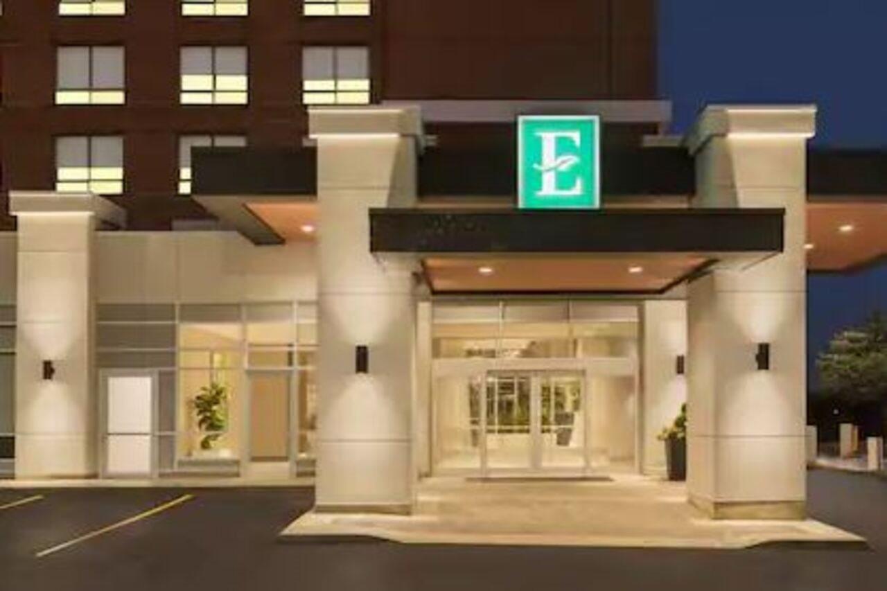 Embassy By Hilton Airport Hotel 4*