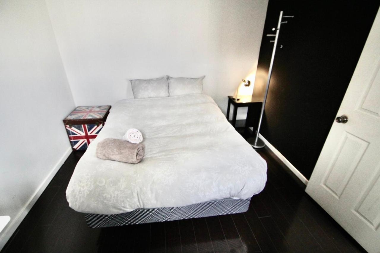 The Parkdale Hostel *
