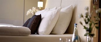 Montecassino Hotel & Event Centre Hotel Toronto