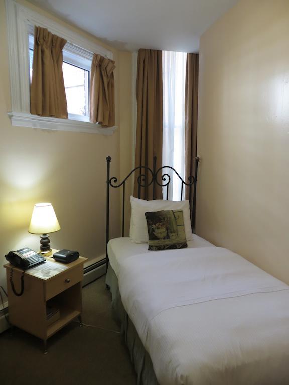 Victoria's Mansion 4*