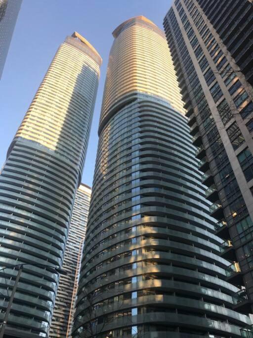 Apartment Magnificient View Next Cn Tower/rogers/union/mtcc