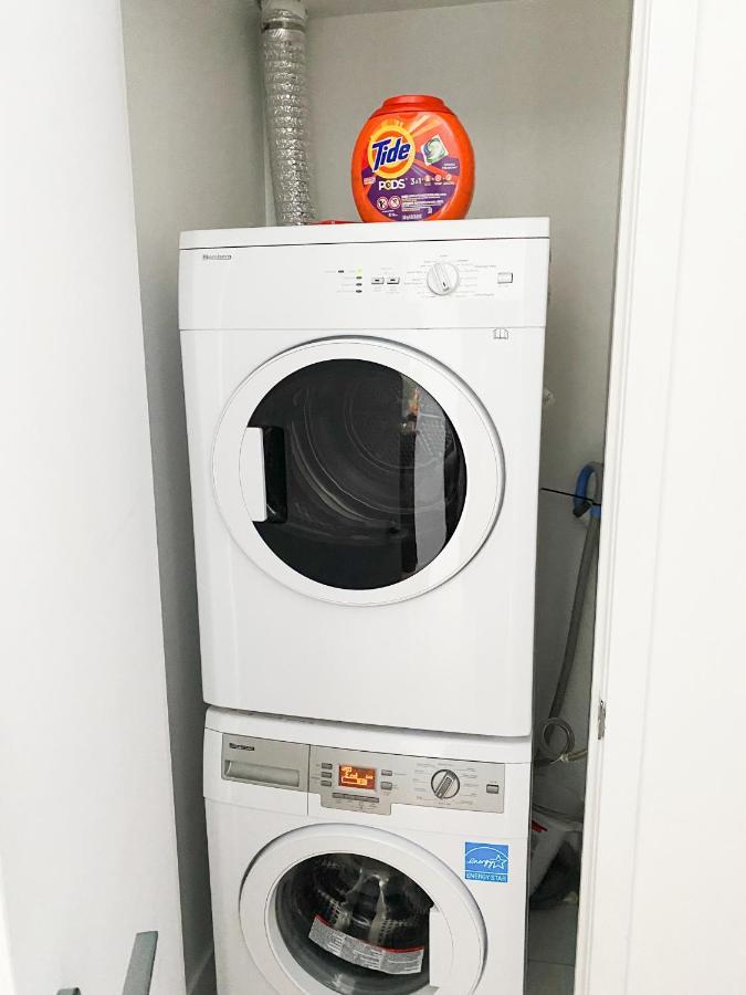 Ihost Suites Ice Apartment Toronto