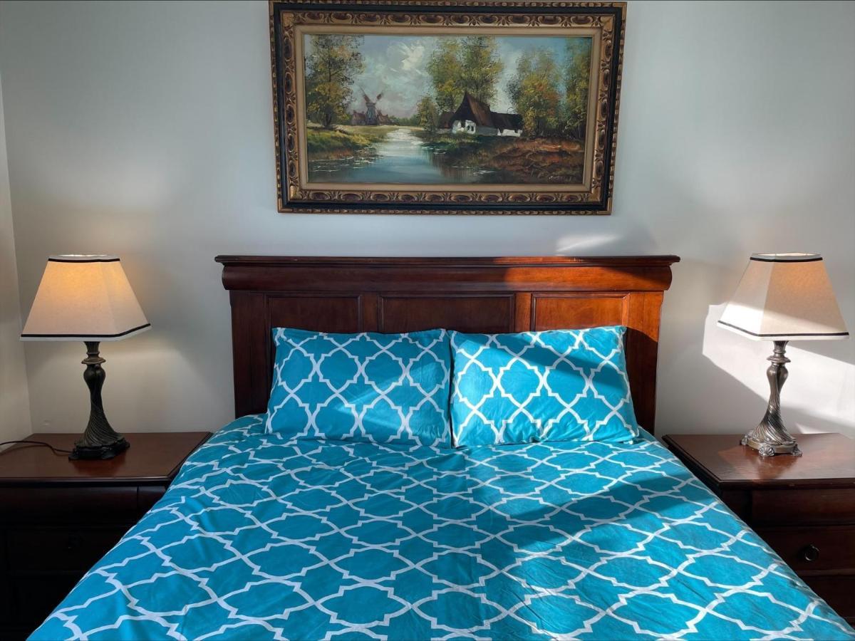 Homestay 77 Nice And Warm Series Rooms Toronto