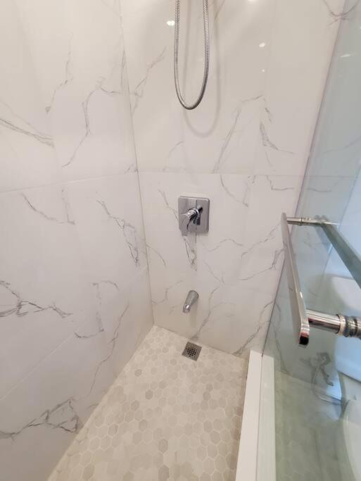 Apartment Luxury 2bed Downtown