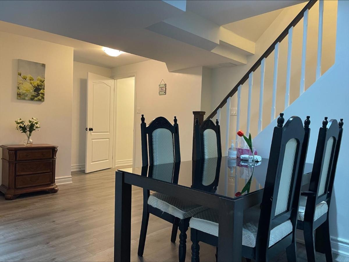 77 Nice And Warm Series Rooms Toronto
