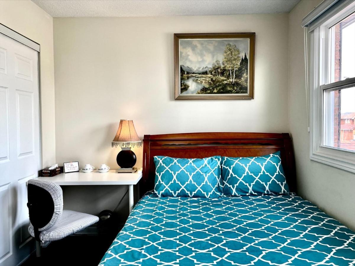 77 Nice And Warm Series Rooms Homestay Toronto