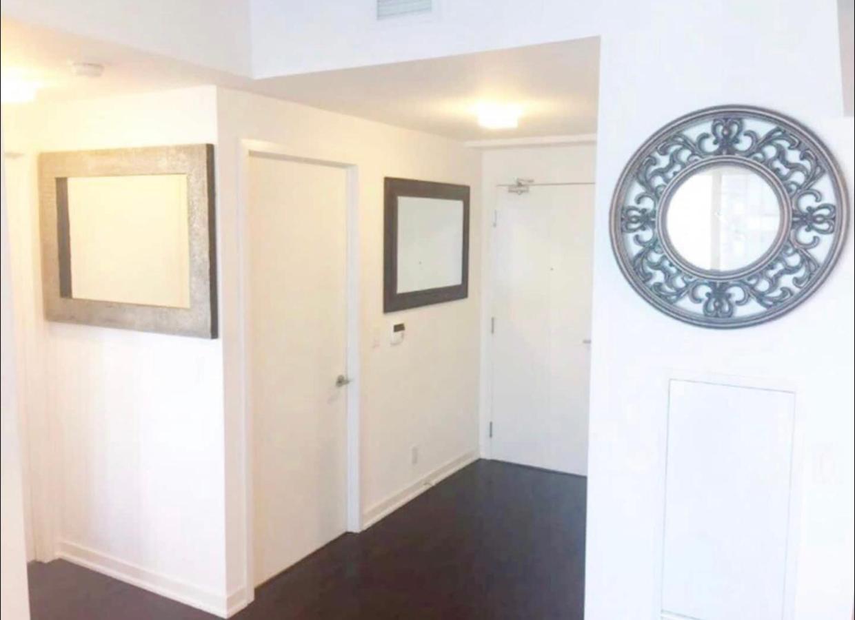 Apartment Luxury Living On The Lake! 3 Bedroom 2 Bath Extended Balcony And Parking