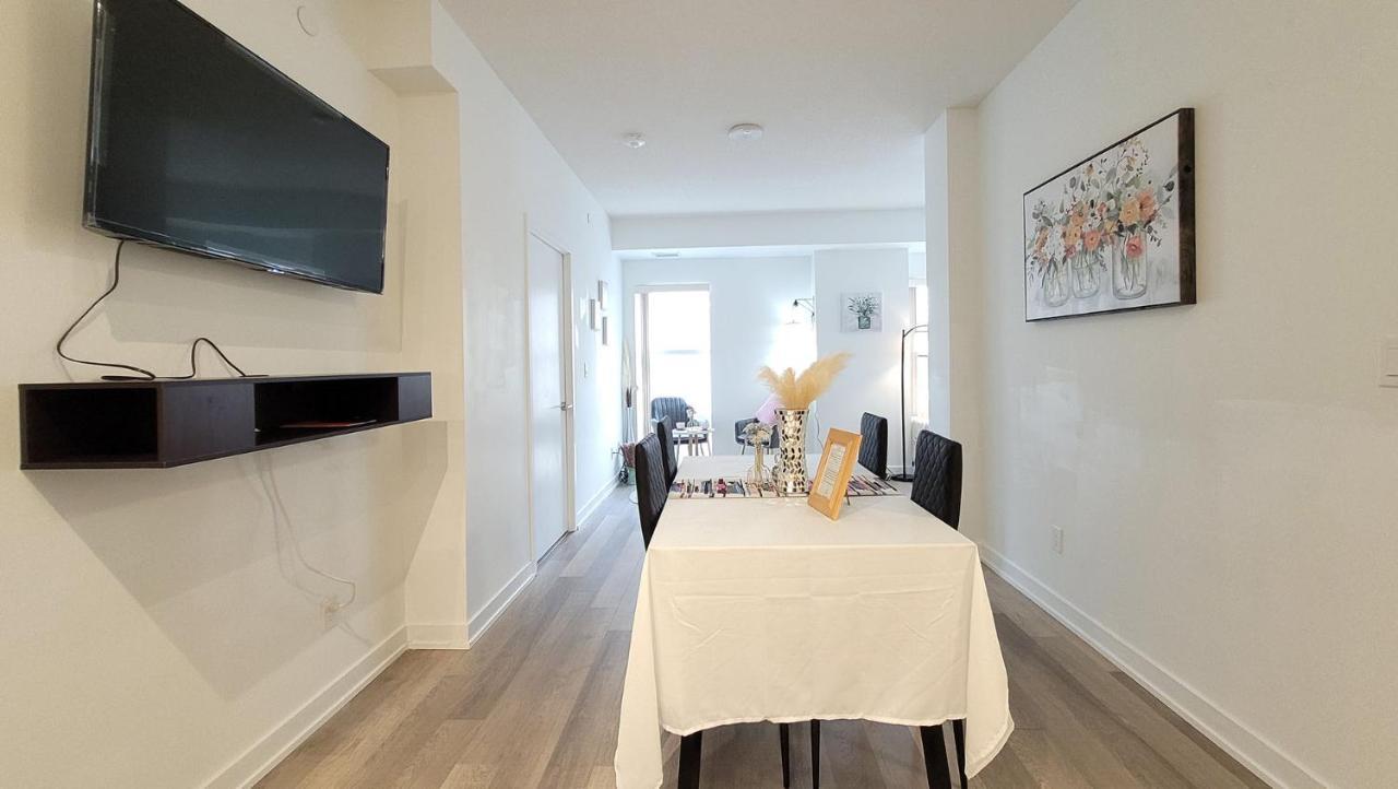 Lovely 3 Bedrooms In Of Toronto