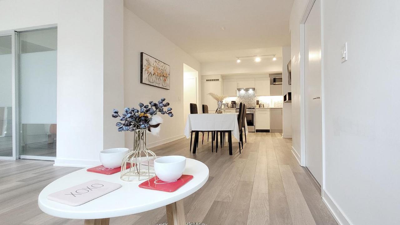 Lovely 3 Bedrooms In Of * Toronto