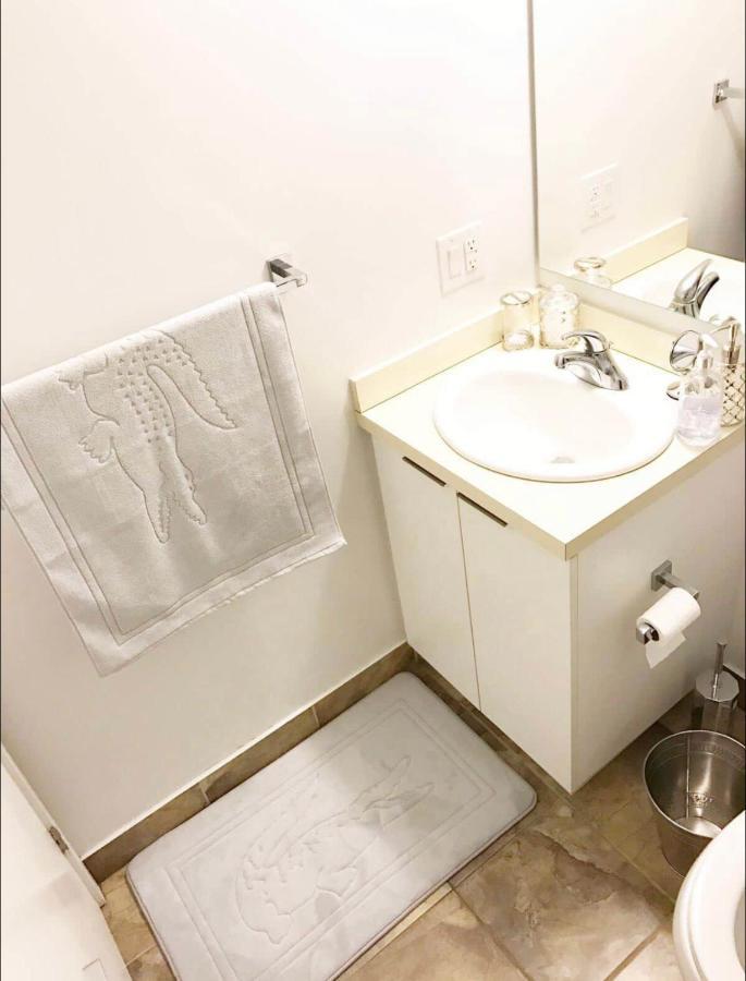 Luxury Living On The Lake! 3 Bedroom 2 Bath Extended Balcony And Parking Apartment Toronto
