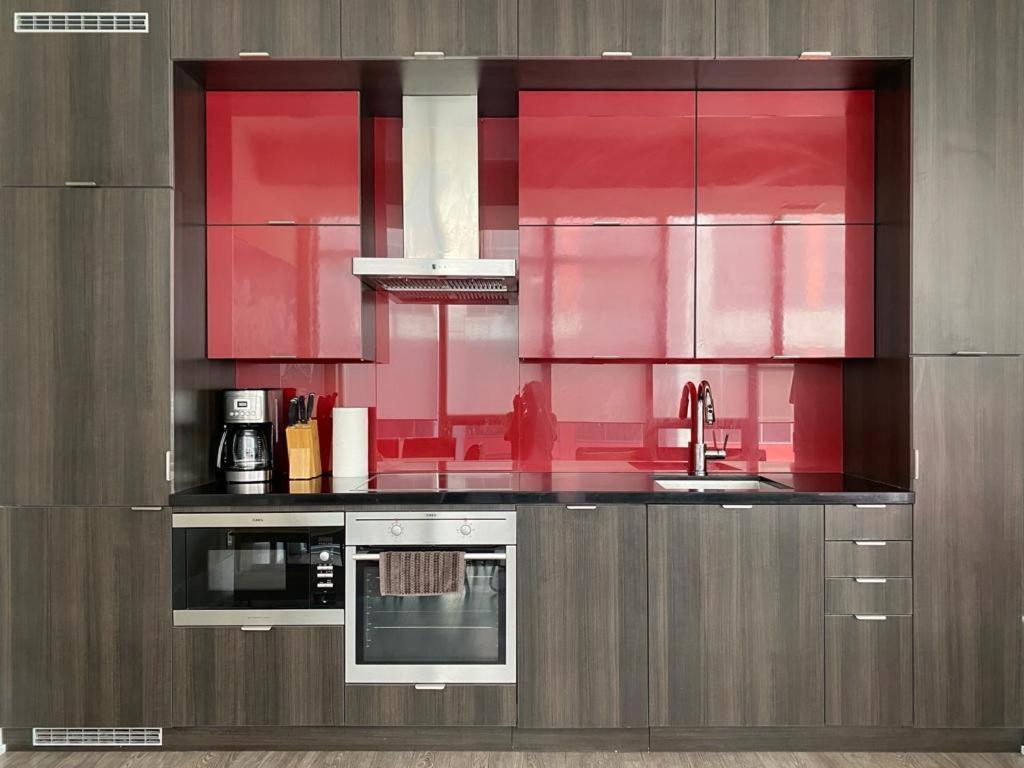 Grand View 2br/2ba Cn Tower,union,tiff/mtcc Toronto