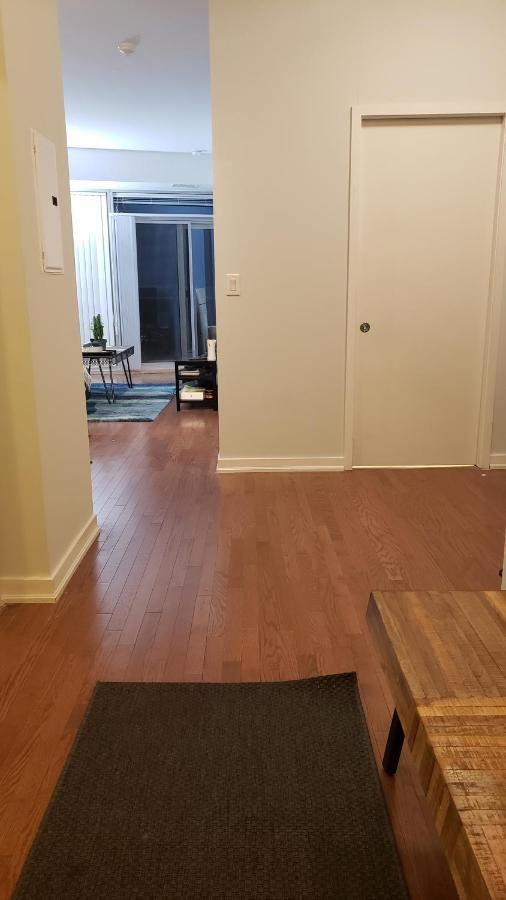 Ihost Suites Ice Apartment Toronto