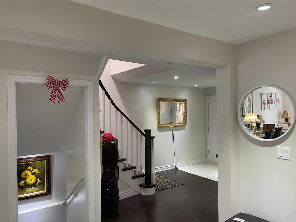 77 Nice And Warm Series Rooms