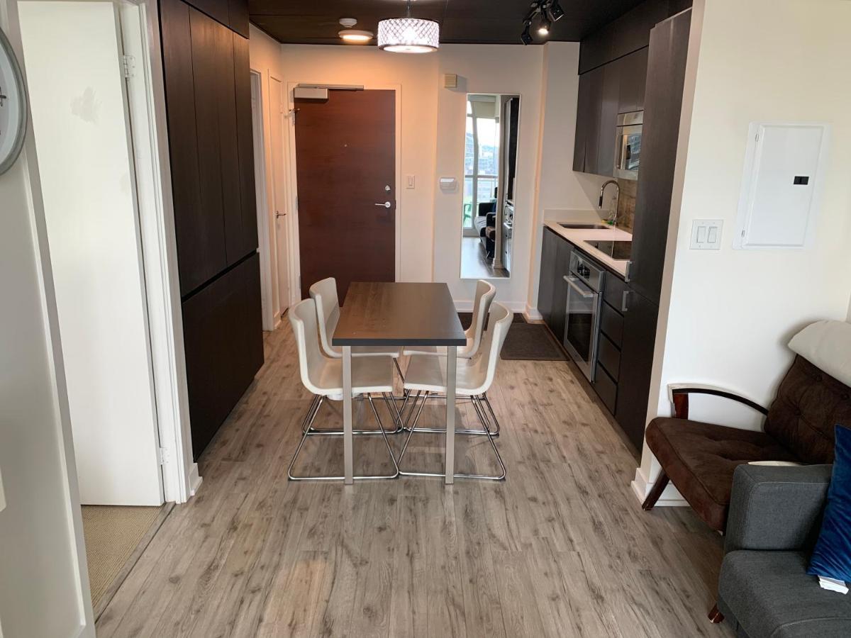 Toronto Suite With Parking
