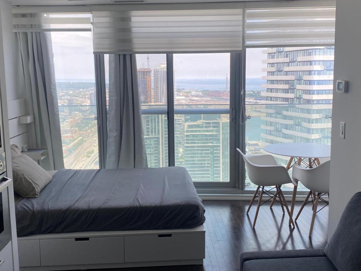 Ihost Suites Ice * Toronto