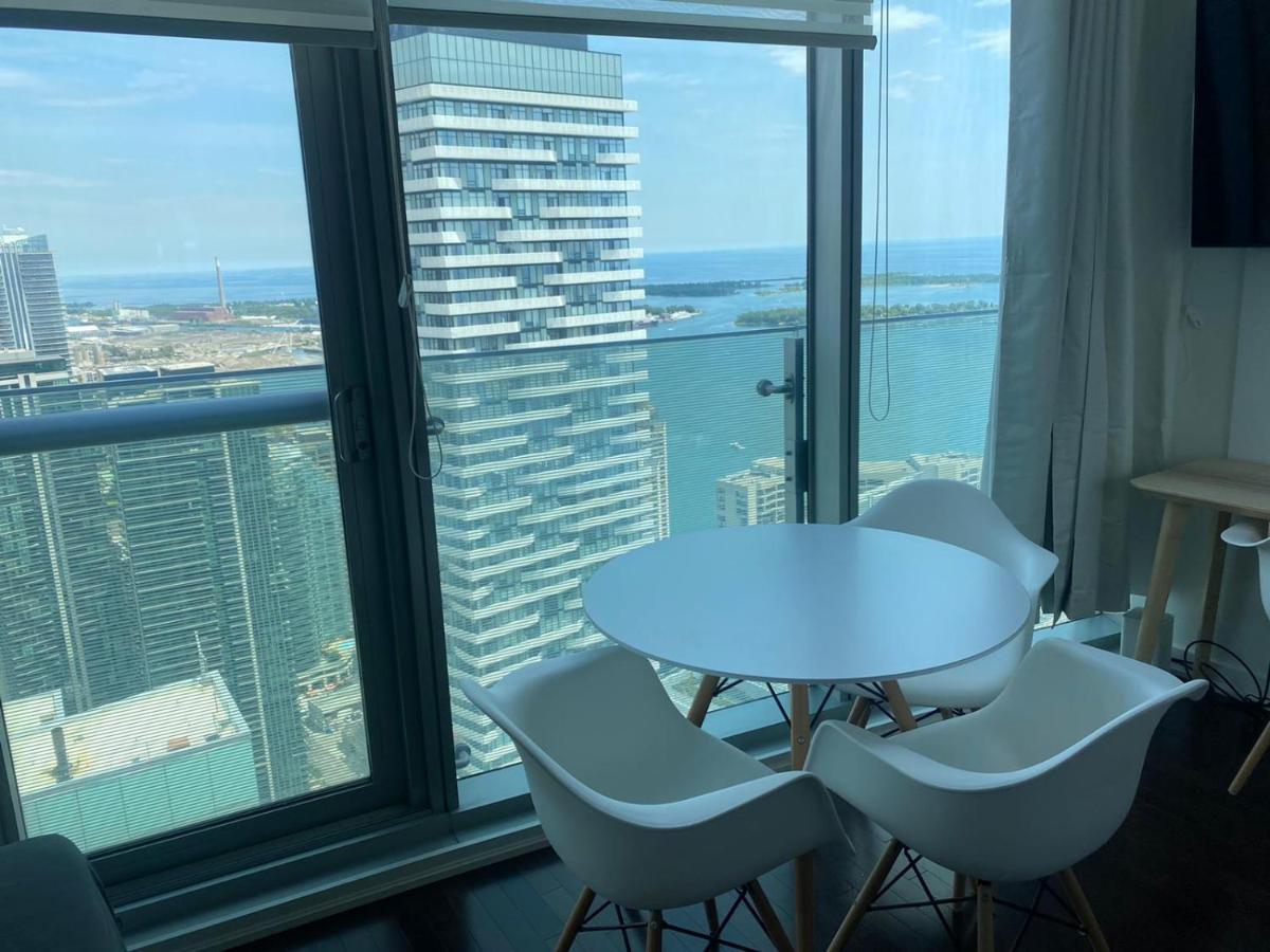 Ihost Suites Ice * Toronto