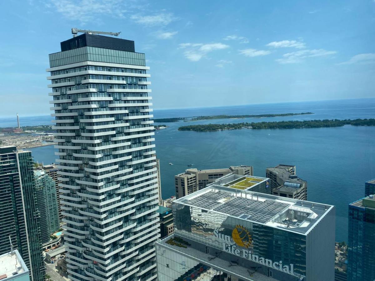 Ihost Suites Ice * Toronto
