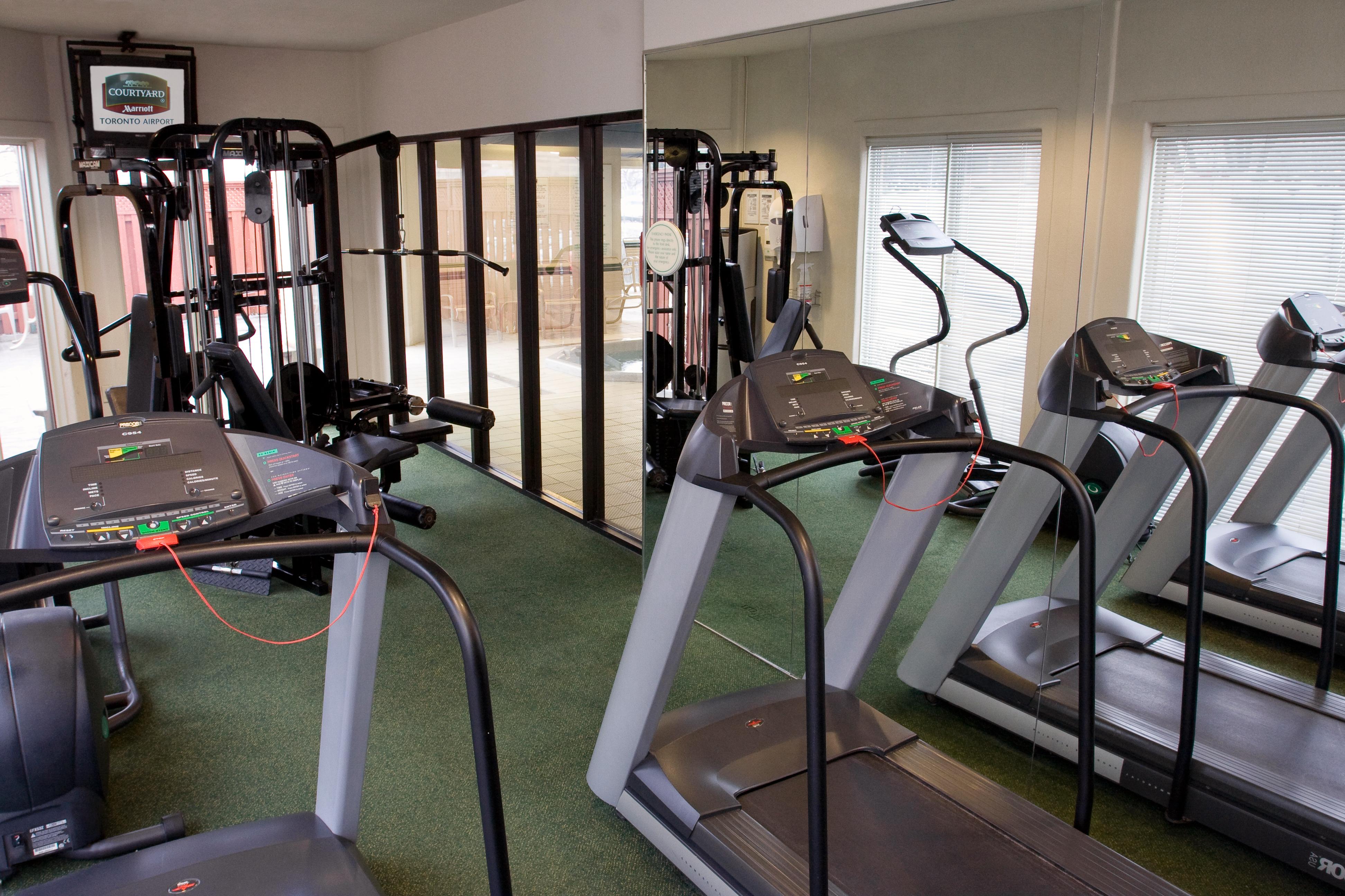 Courtyard By Marriott Airport Toronto