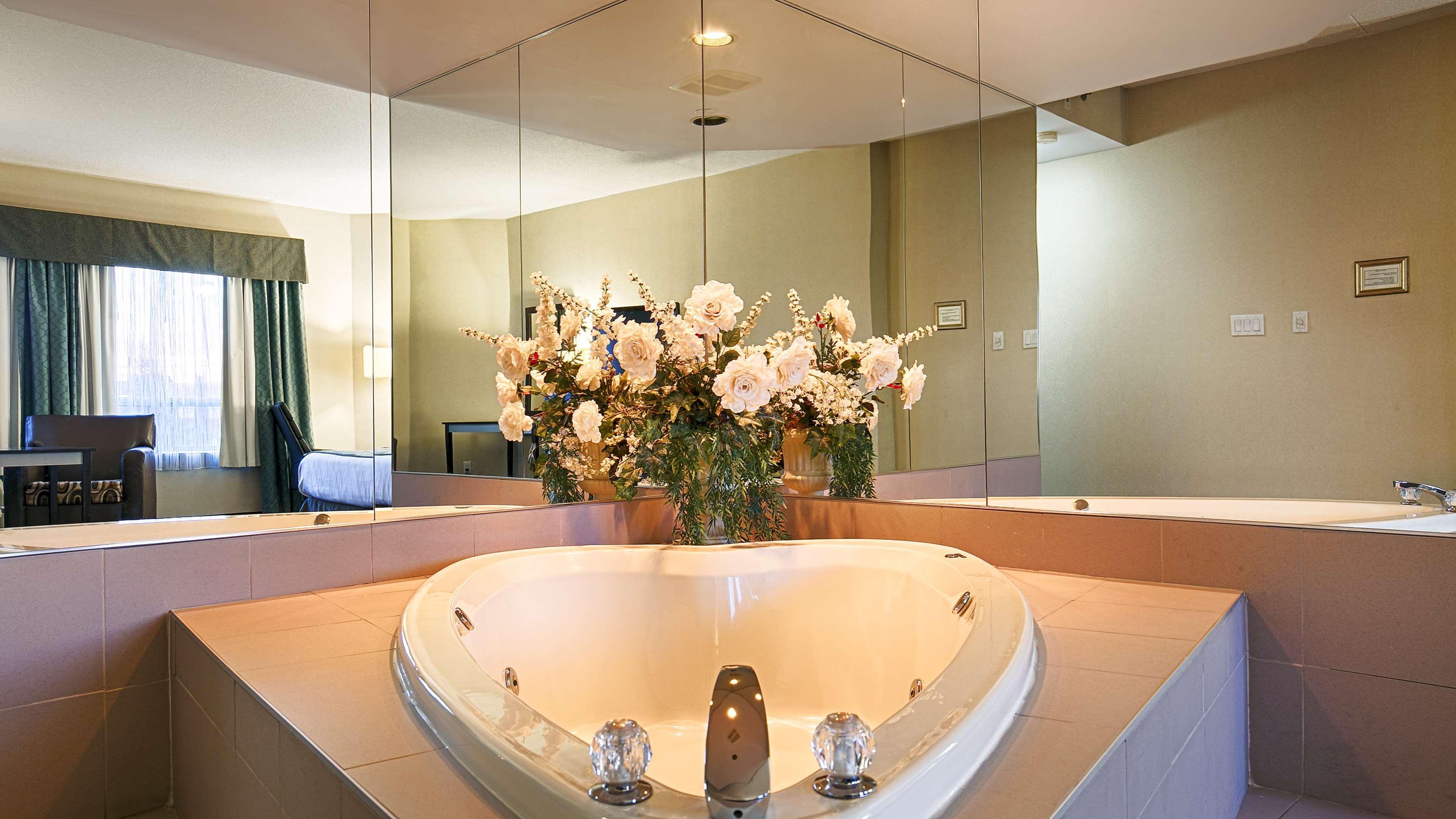 Western Travel Airport Hotel 3*