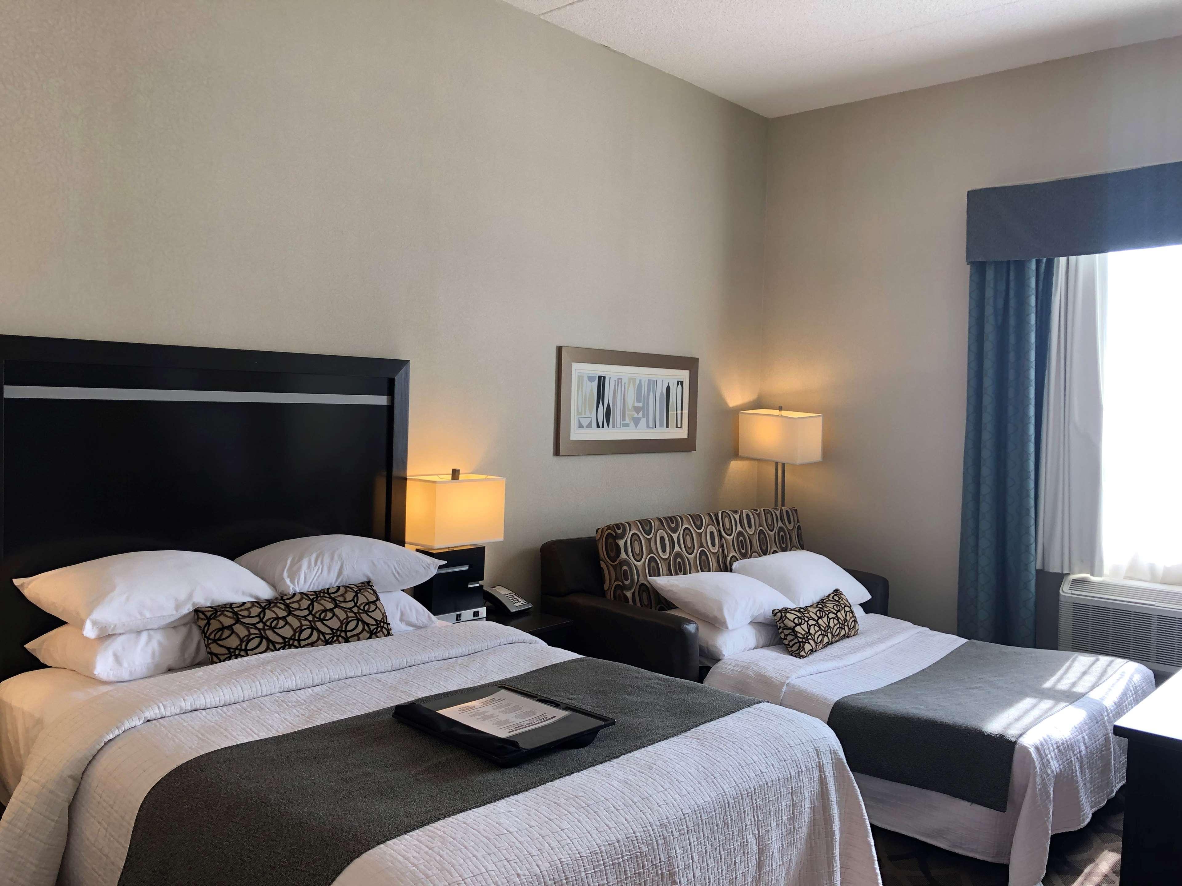 Western Travel Airport Hotel Toronto