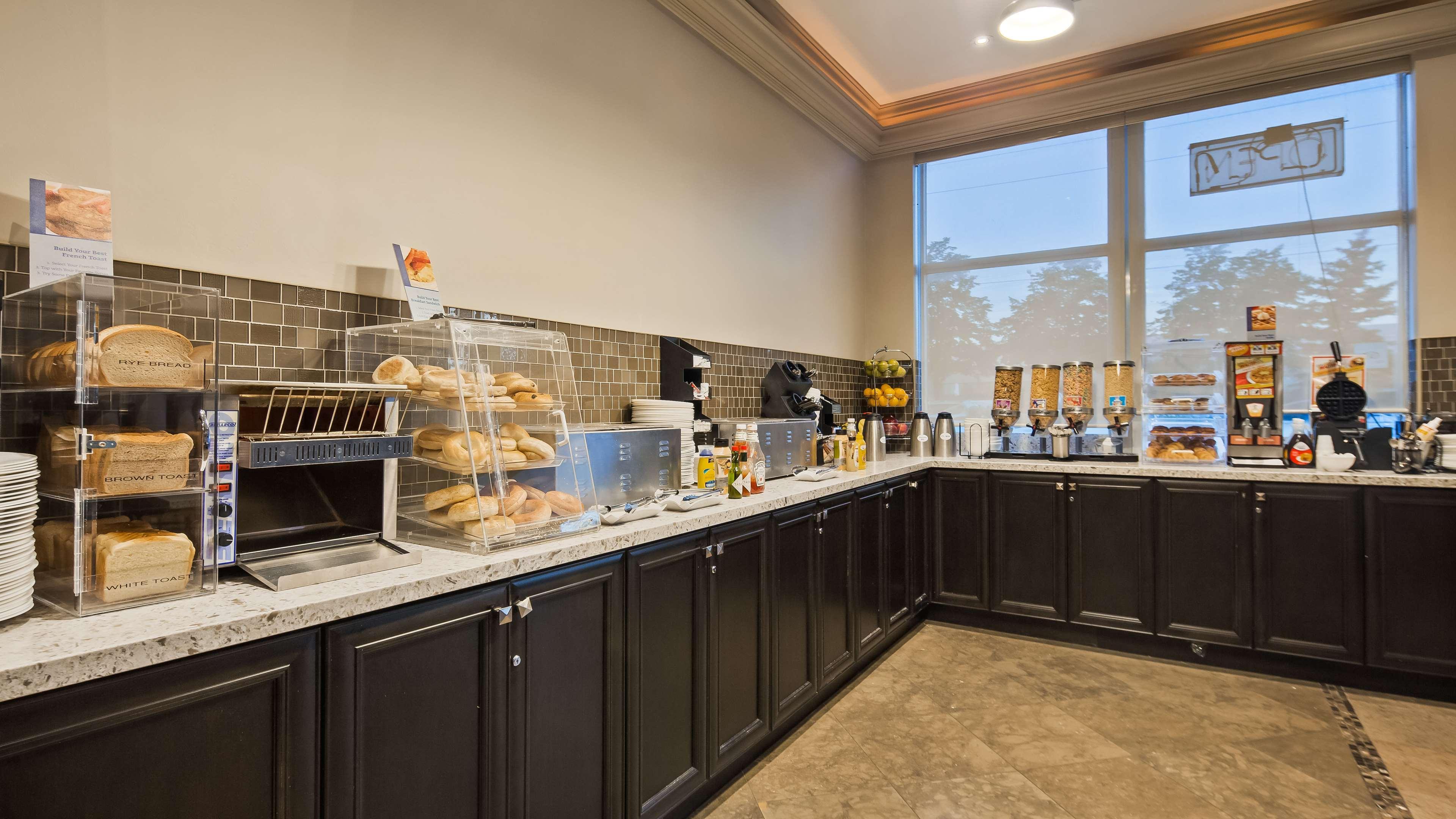 Hotel Western Travel Airport 3*
