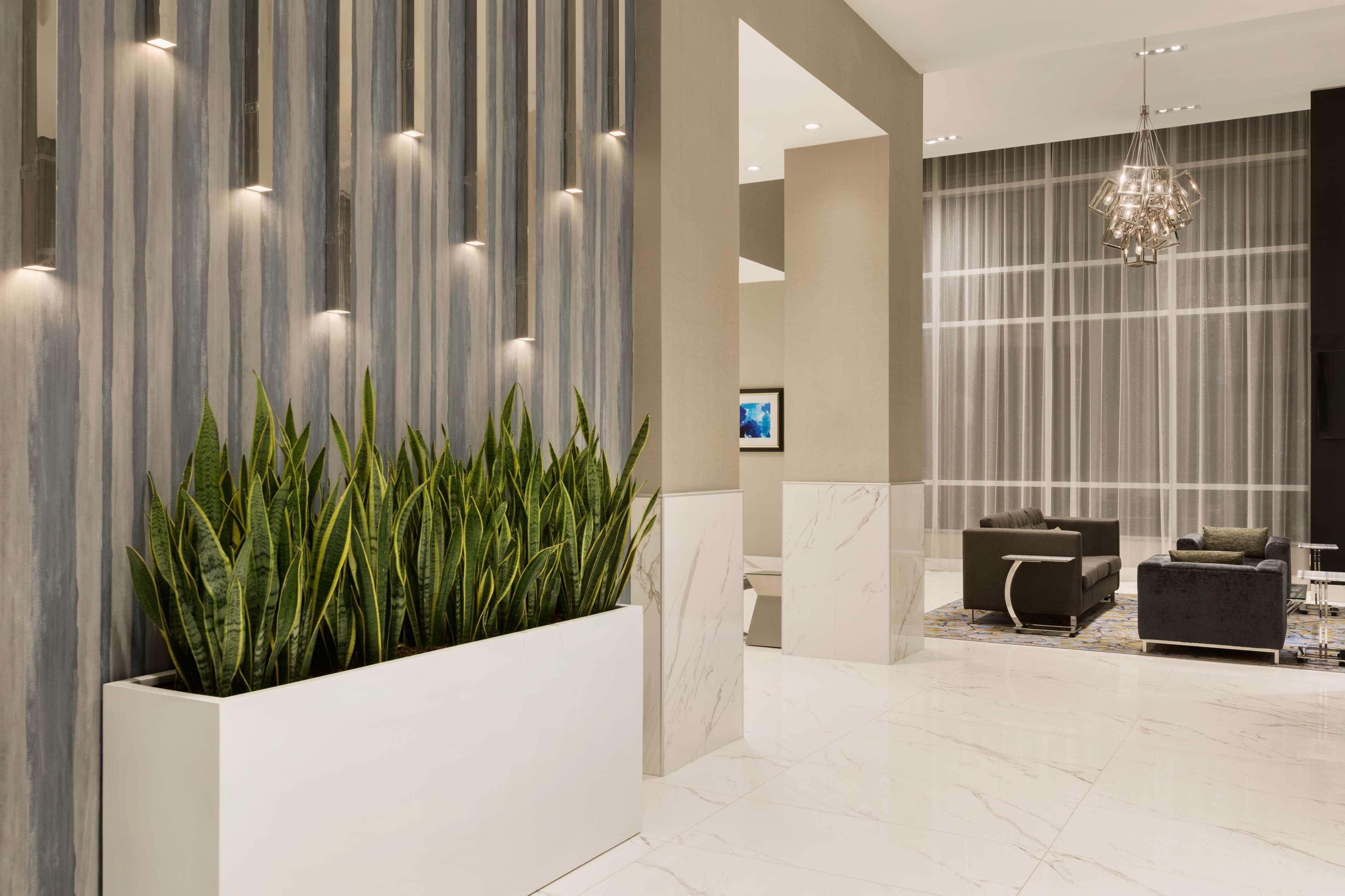 Embassy By Hilton Airport Hotel 4*