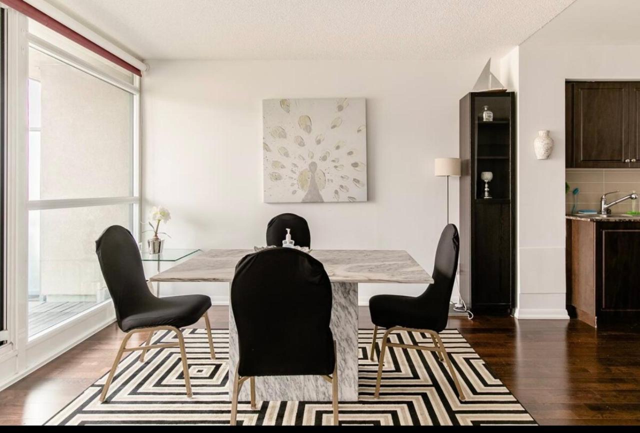 Downtown Toronto+free Parking+cn Tower View Apartment *