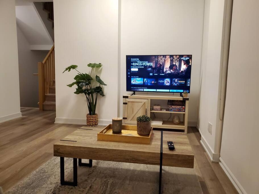 Midtown 4 Bedroom Free Wi-fi And Parking