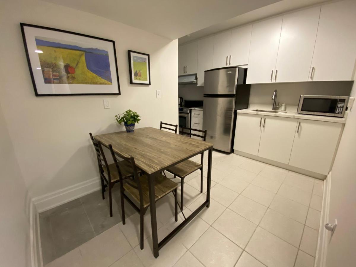 Homestay Yorkmills And Bayview !bb Spacious And Stylish Private Bedroom With Shared Bathroom